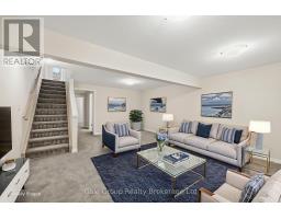 61 KEBA CRESCENT - 33