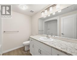 61 KEBA CRESCENT - 38