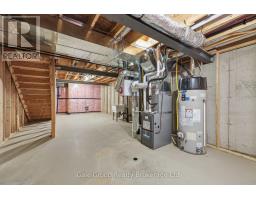 61 KEBA CRESCENT - 39