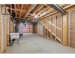 61 KEBA CRESCENT - 40