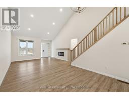 61 KEBA CRESCENT - 9