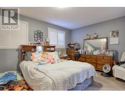 1160 CAEN AVENUE - 10