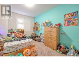 1160 CAEN AVENUE - 12