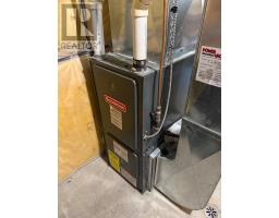 63 WOODHATCH CRESCENT - 19