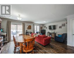 17 HENDERSON COURT - 11