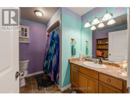 17 HENDERSON COURT - 24