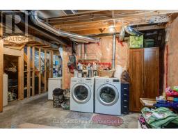 17 HENDERSON COURT - 30