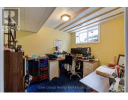 17 HENDERSON COURT - 31