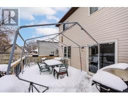 17 HENDERSON COURT - 32