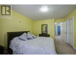 711 SOUTHWOOD WAY S - 38