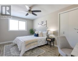 18 BIGHAM CRESCENT - 18