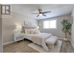 18 BIGHAM CRESCENT - 20