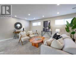 18 BIGHAM CRESCENT - 25