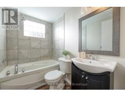 18 BIGHAM CRESCENT - 33