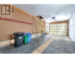 18 BIGHAM CRESCENT - 38