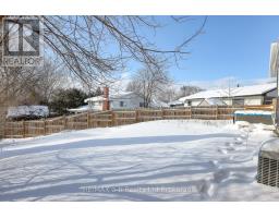 18 BIGHAM CRESCENT - 41