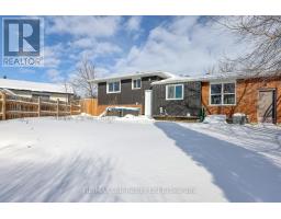 18 BIGHAM CRESCENT - 48