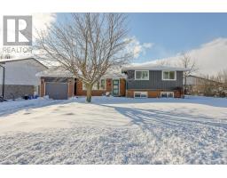 18 BIGHAM CRESCENT - 49