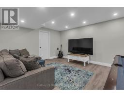 4 CATALPA COURT - 28