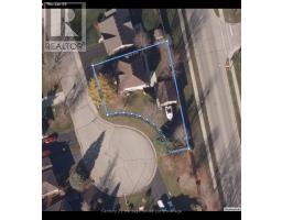 4 CATALPA COURT - 34