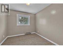 40 MARLBORO COURT - 13