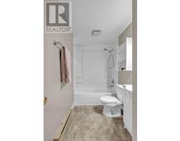 40 MARLBORO COURT - 17