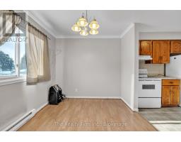 40 MARLBORO COURT - 4