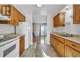 40 MARLBORO COURT - 6