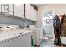 11 JOHN DAVIES DRIVE - 13