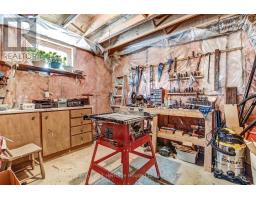 11 JOHN DAVIES DRIVE - 27