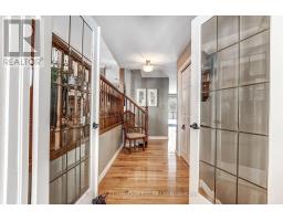 11 JOHN DAVIES DRIVE - 4