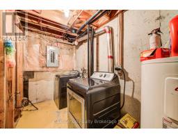 20 - 1093 NELLIS STREET - 30