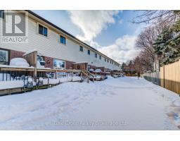 20 - 1093 NELLIS STREET - 37