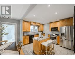 828 WARWICK STREET - 12