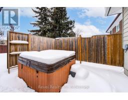 828 WARWICK STREET - 31