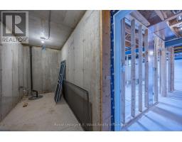 11 GREENHILL DRIVE - 43