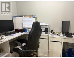 3.5 SOUTH COURT STREET W - 19