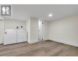 241 CHARLES STREET W - 22