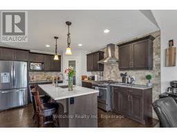 335 TALBOT STREET - 11