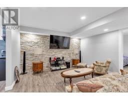 335 TALBOT STREET - 32