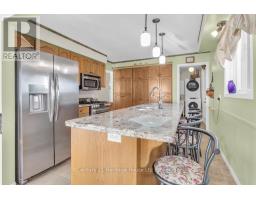 58 WILKINS CRESCENT - 10