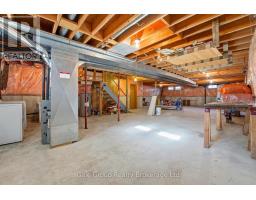 38 ADAMS AVENUE - 19