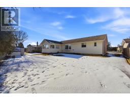 38 ADAMS AVENUE - 22