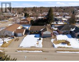 38 ADAMS AVENUE - 26