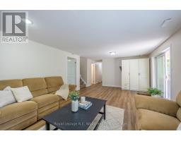 36 WOODLAND CRESCENT - 27