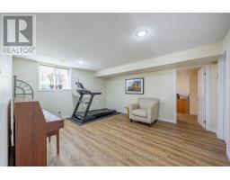 36 WOODLAND CRESCENT - 28