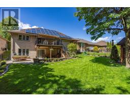 36 WOODLAND CRESCENT - 40