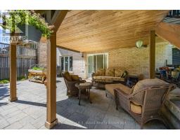 36 WOODLAND CRESCENT - 42