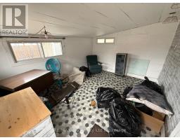 100 EAST PARK DRIVE - 39