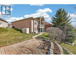 10 GREEN GABLE PLACE - 12